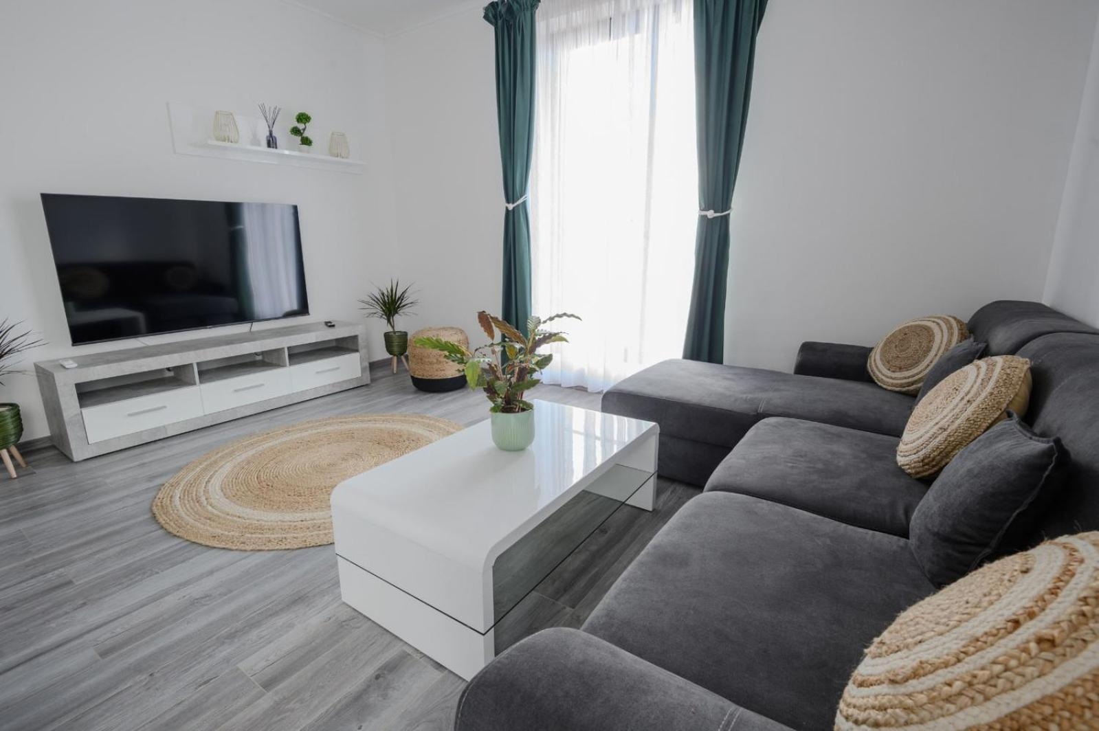 Apartament Radiana Băile Felix Екстериор снимка